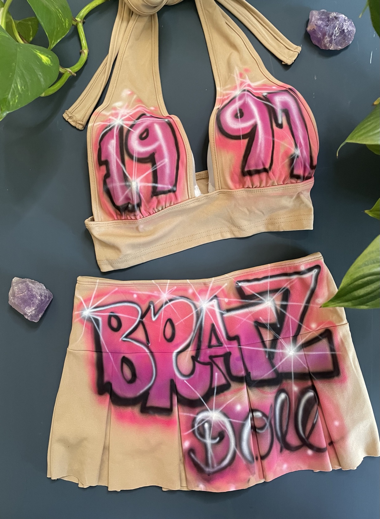 Custom airbrushed two-piece set by Tina Cozart